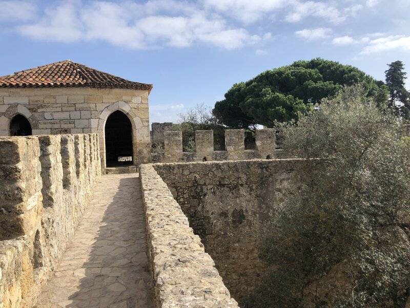 Lissabon wijken Castelo de Sao Jorge Alfama