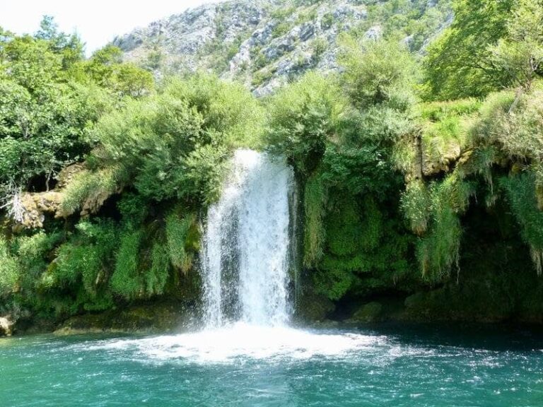 raften in kroatie waterval