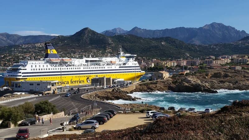 overtocht corsica met de veerboot