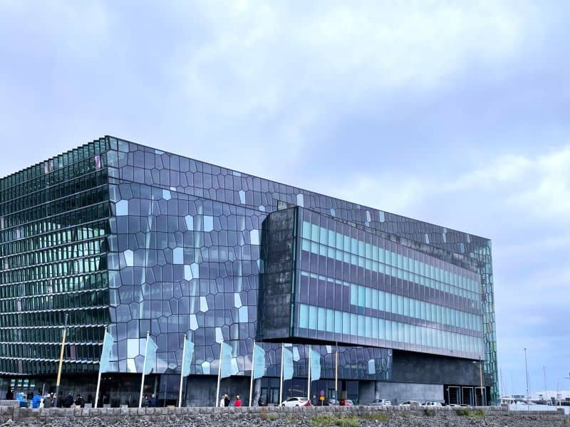 harpa reykjavik bezienswaardigheden