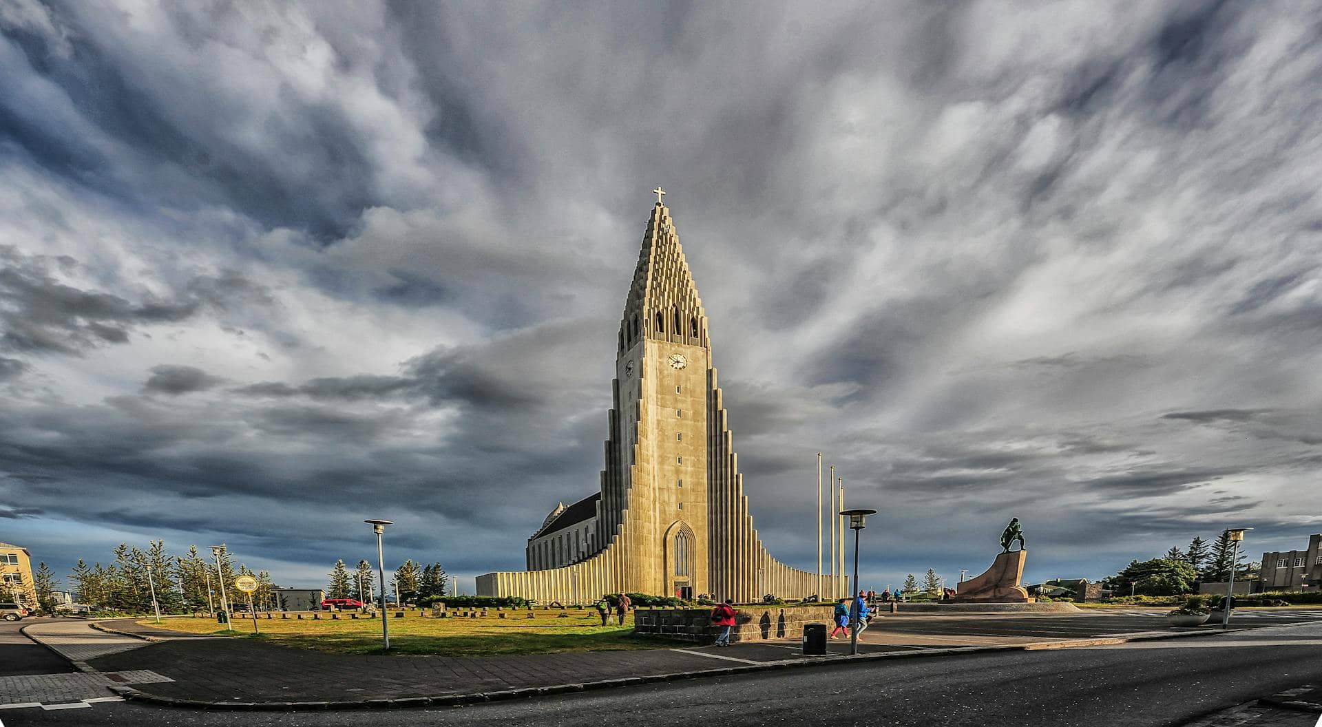 Reykjavik bezienswaardigheden featured