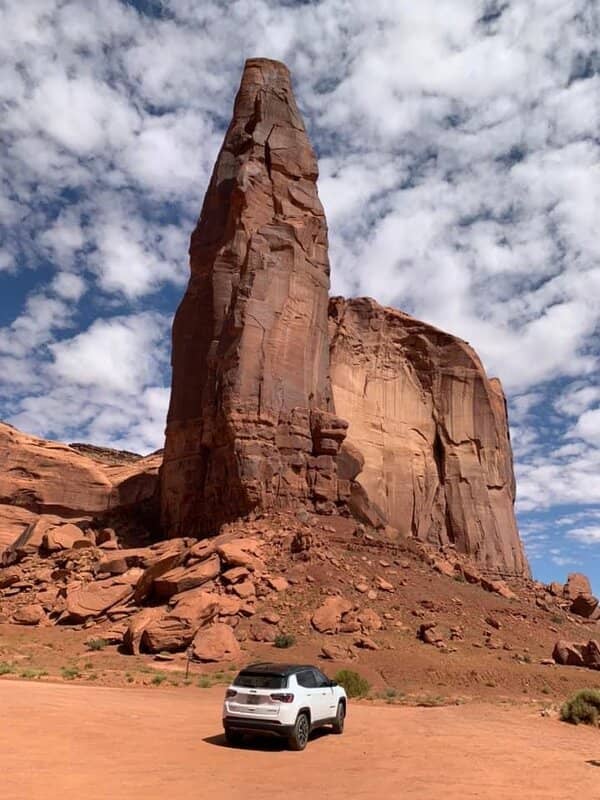 Monument valley scenic drive auto